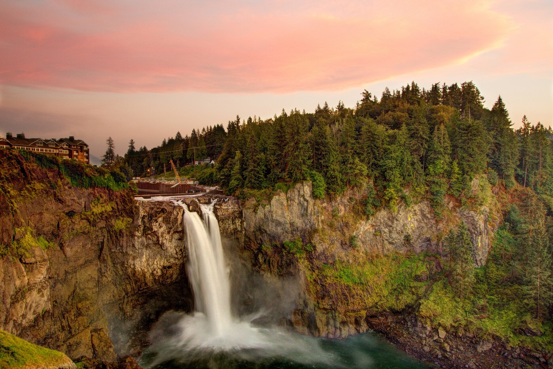 Snoqualmie Falls